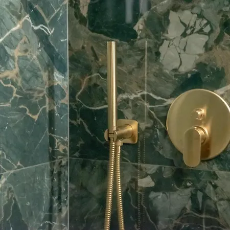 Luxury Premium #5 Chalkís